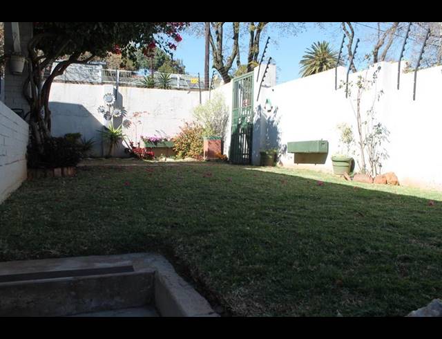 3 BEDROOM HOUSE FOR SALE IN KENSINGTON